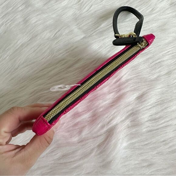 Betsey Johnson Hearth Embossed Pink Wristlet - Picture 3 of 6